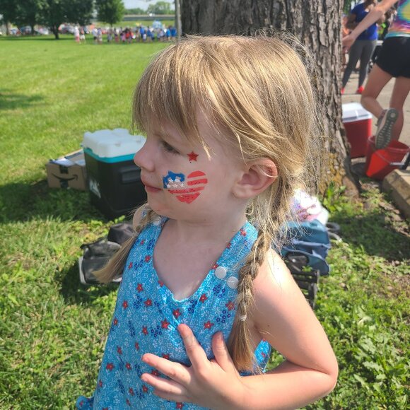 Handmade Vintage Clothes Show - Picture 2 of 7